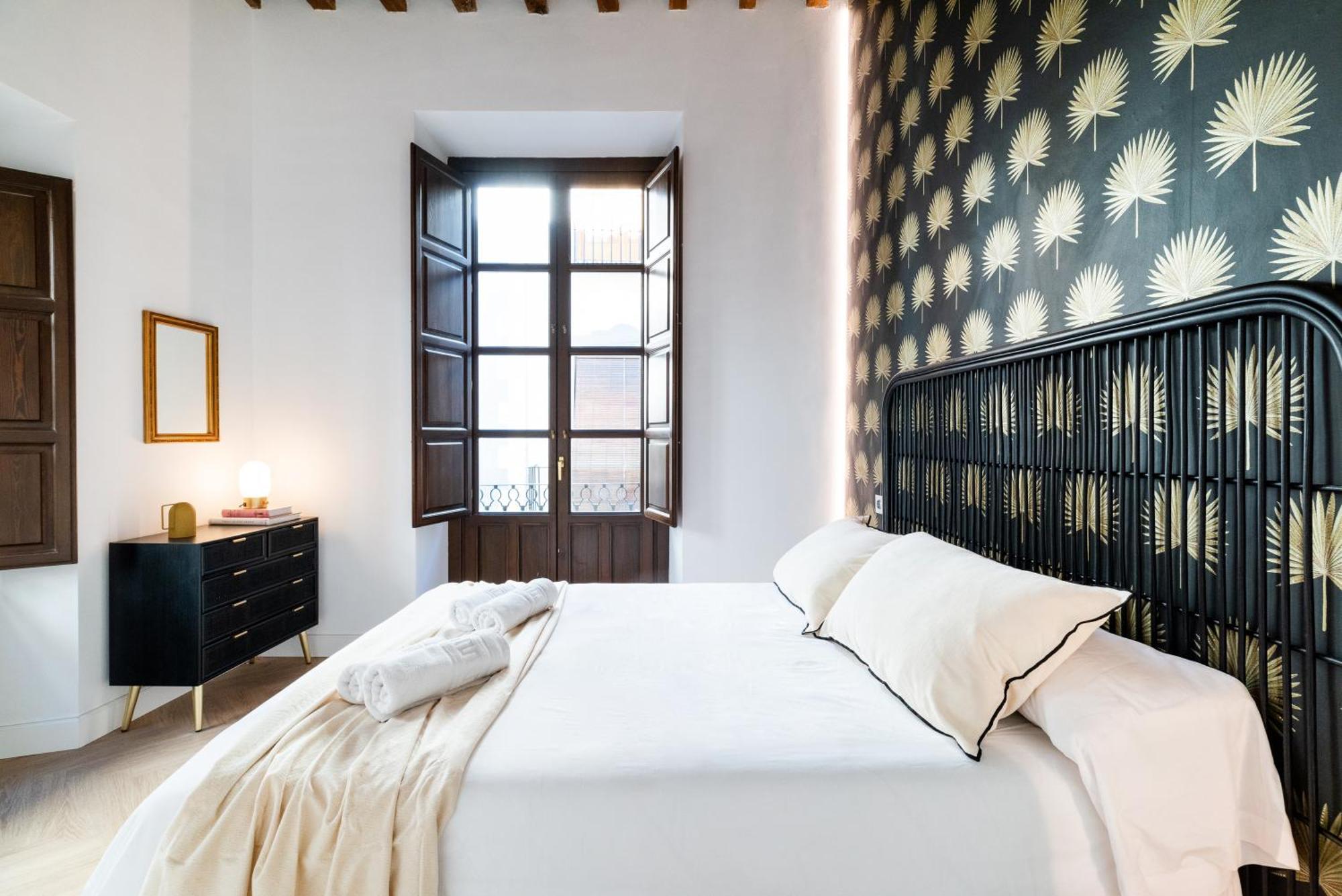 Urban Gracia Deluxe Centro Ciudad Apartment Granada Luaran gambar